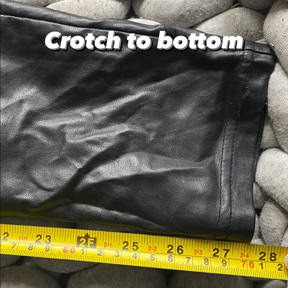 -WILFRED LEATHER PANTS, size 4, Older style similar to Daria pant - Picture 4 of 5